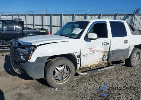 2003 Chevrolet Avalanche 1500 из США, поврежденный, VIN 3GNEC13T33G152631